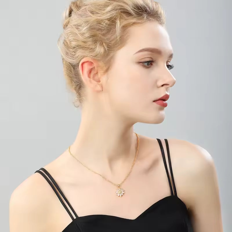 Sunflower Spinner Necklace