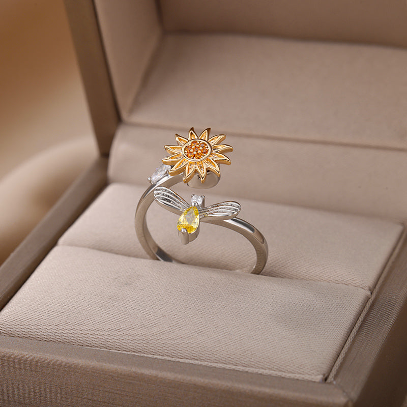 Honey-Bee Spinner Ring