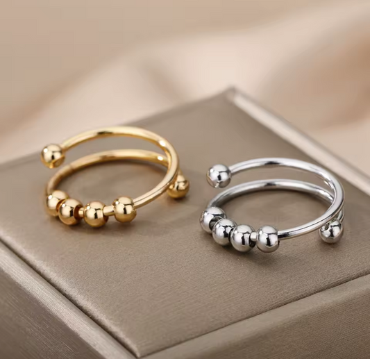 Sliding Pearl Set