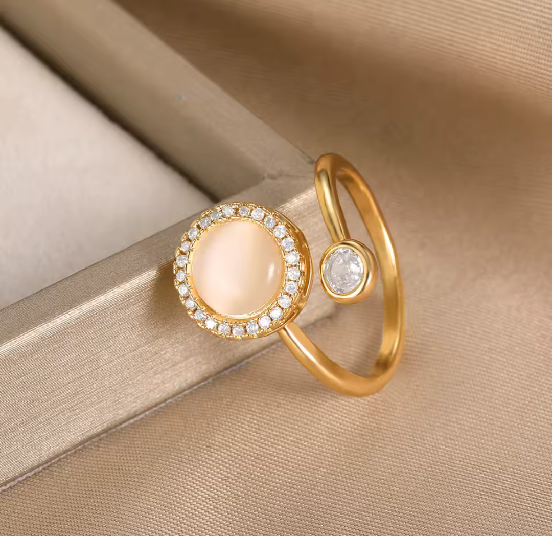 Dreamstone Spinner Ring